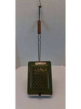 Bromwell Gourmet G83 Stovetop Popcorn Popper Olive Green Wood Handle 1970s-1980s